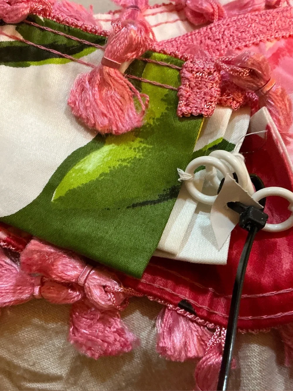 16 Pink drape Tassel Tiebacks/trims w/tassels & rings, crafters